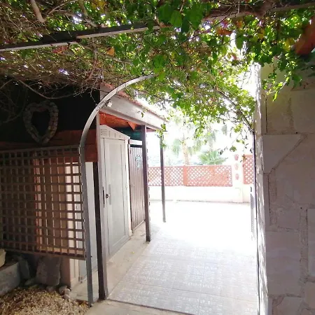 Townh House * بافوس