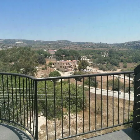 Townh House بيت للعطل بافوس